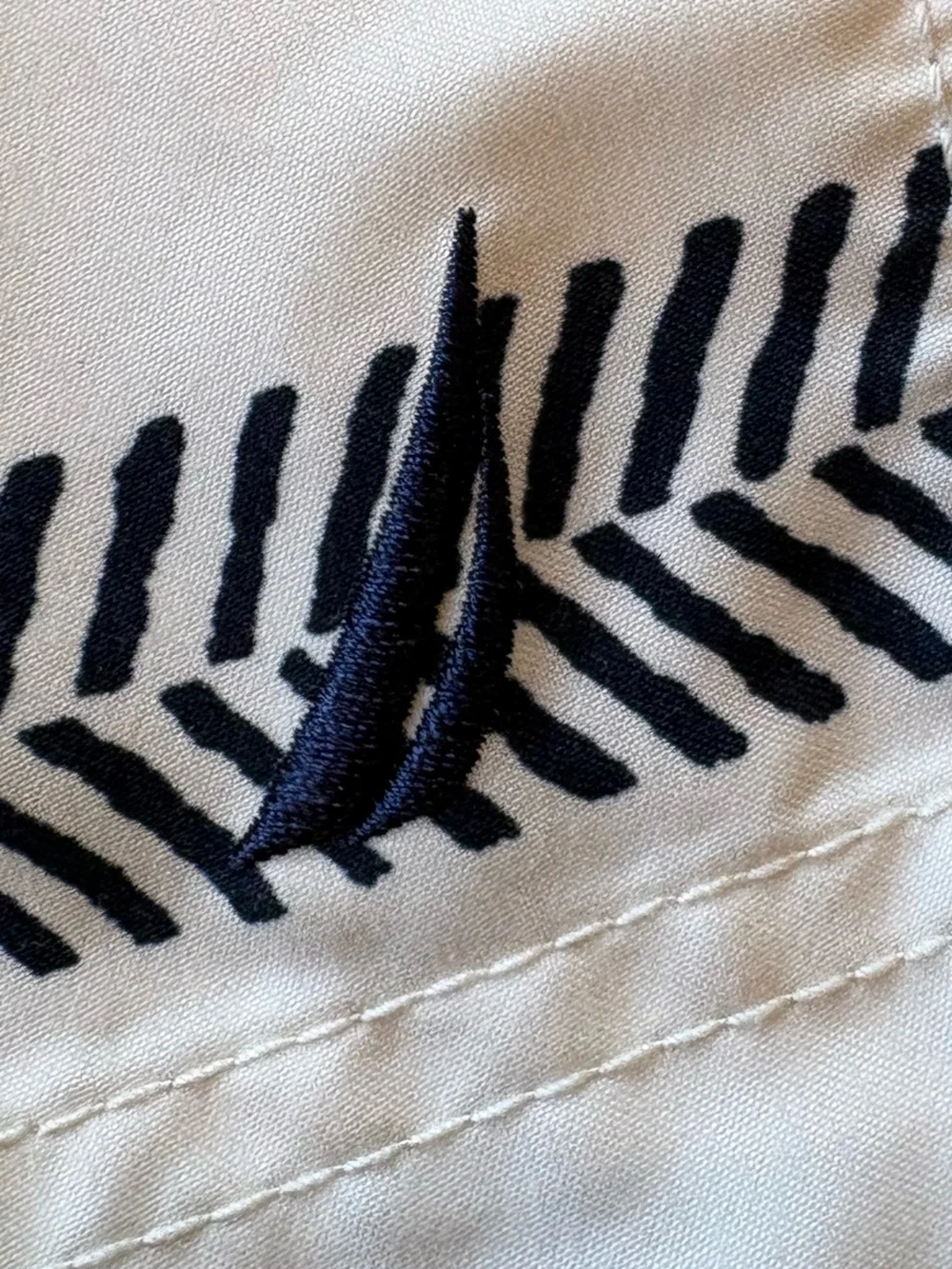 Nautica Navy Chevron Stripe Board Shorts Swim Trunks Orange Trim